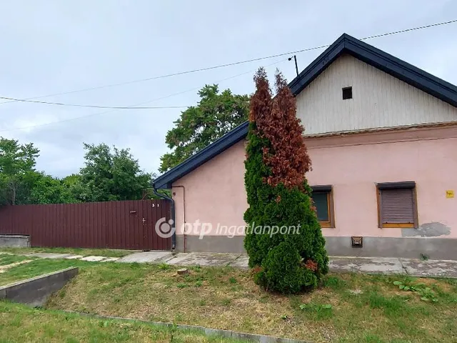 Eladó ház Öcsöd 90 nm