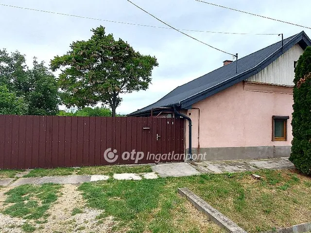 Eladó ház Öcsöd 90 nm