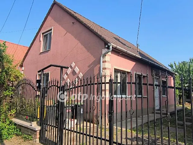 Eladó ház Szolnok 120 nm