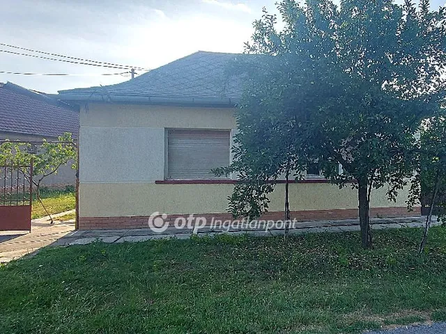 Eladó ház Kunszentmárton 80 nm