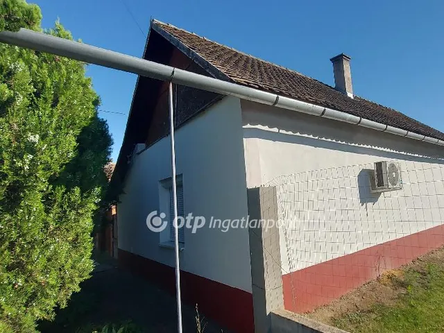 Eladó ház Kunszentmárton 47 nm