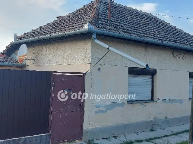 Eladó ház Kunszentmárton, Csendes 105 nm