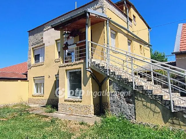Eladó ház Szolnok, Belváros közeli 147 nm