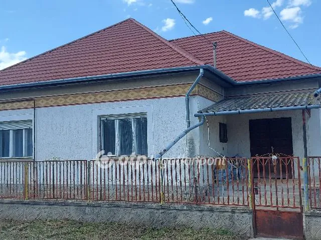 Eladó ház Csépa 115 nm