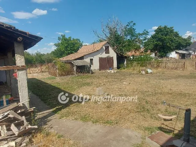 Eladó ház Csépa 115 nm