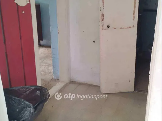 Eladó ház Kengyel 71 nm