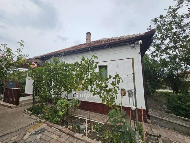 Eladó ház Zagyvarékas 56 nm