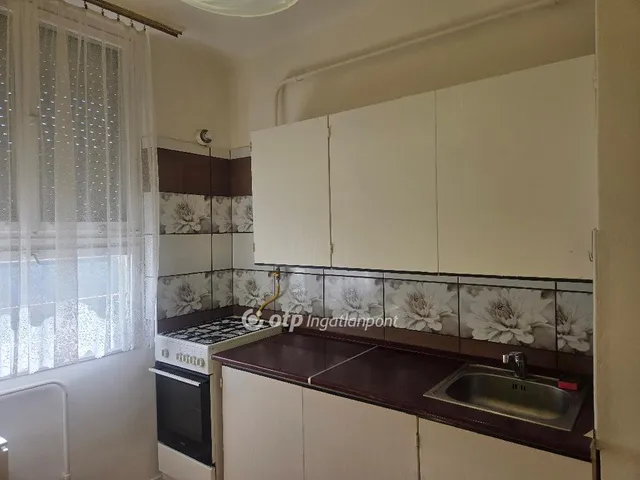 Kiadó lakás Szolnok, Belváros 52 nm