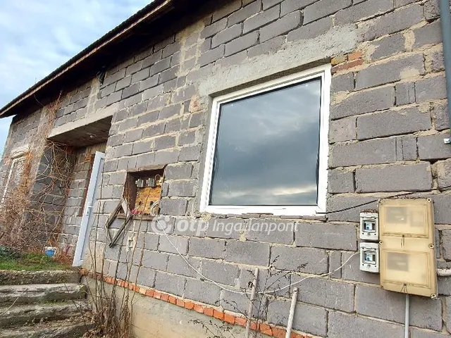 Eladó ház Csépa 110 nm