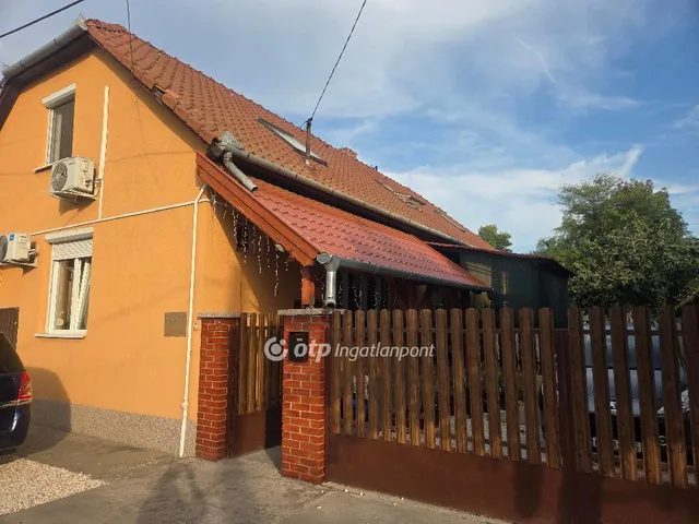 Eladó ház Szolnok 137 nm