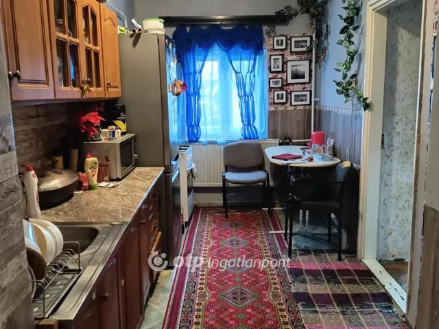 Eladó ház Tiszaföldvár 74 nm