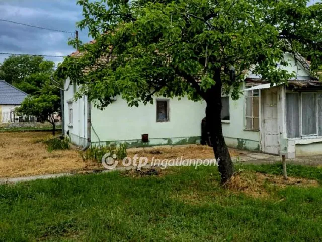 Eladó ház Kunszentmárton 76 nm