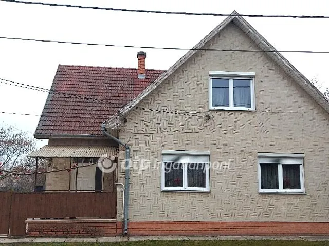 Eladó ház Kunszentmárton 145 nm