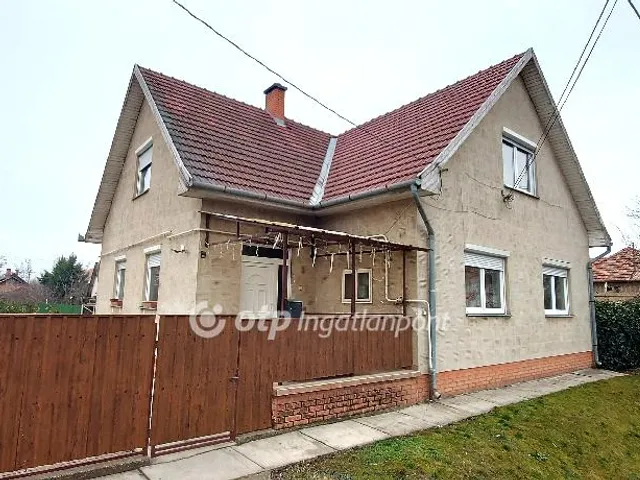 Eladó ház Kunszentmárton 145 nm