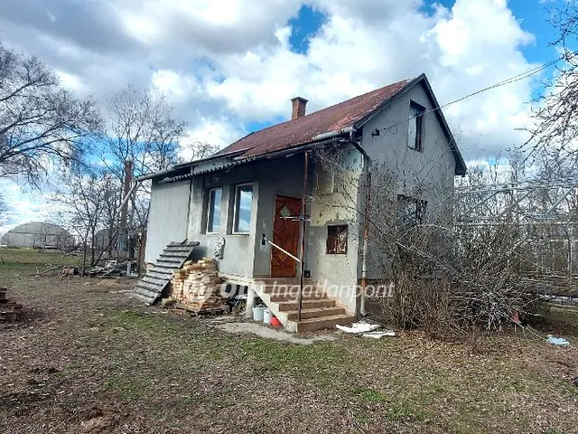 Eladó üdülő és hétvégi ház Cserkeszőlő 60 nm