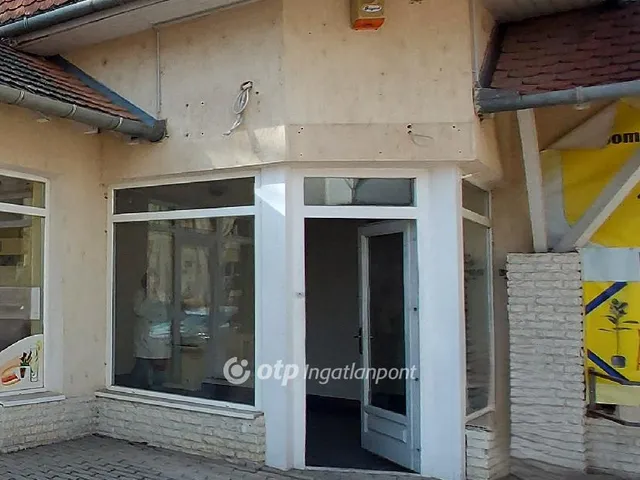 Eladó kereskedelmi és ipari ingatlan Kunszentmárton 20 nm