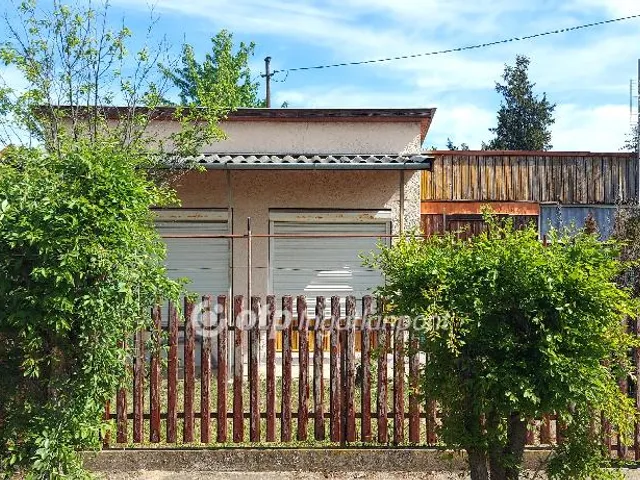 Eladó üdülő és hétvégi ház Cserkeszőlő 37 nm