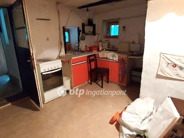 Eladó ház Öcsöd 41 nm