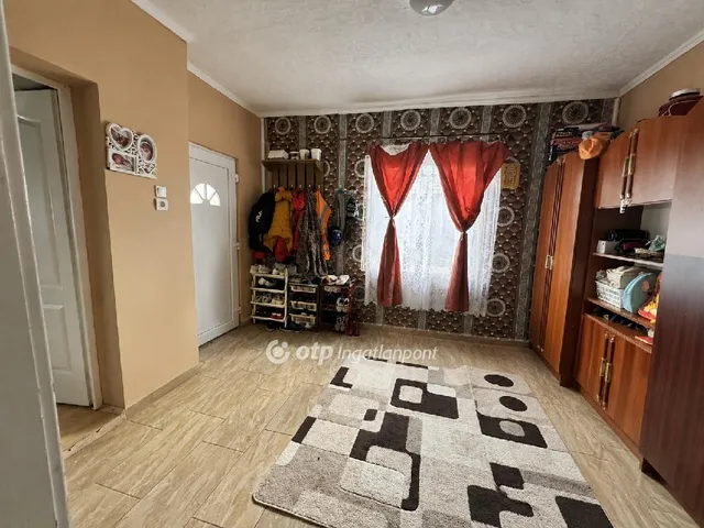 Eladó ház Jászladány 70 nm
