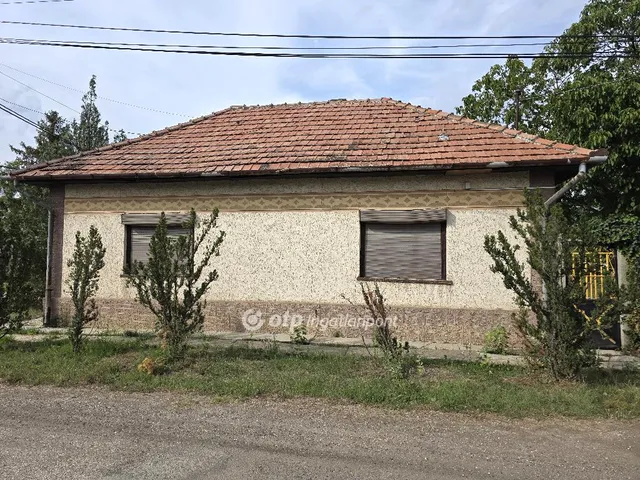Eladó ház Kunszentmárton 92 nm