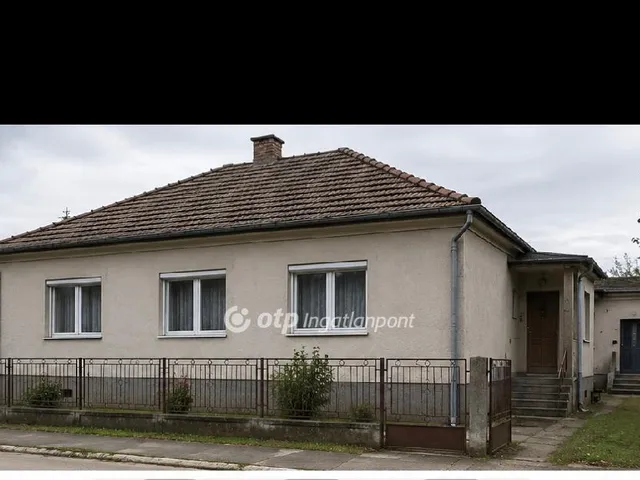 Eladó ház Rákóczifalva 80 nm
