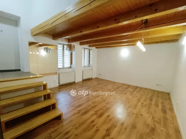 Eladó lakás Budapest VI. kerület 42 nm