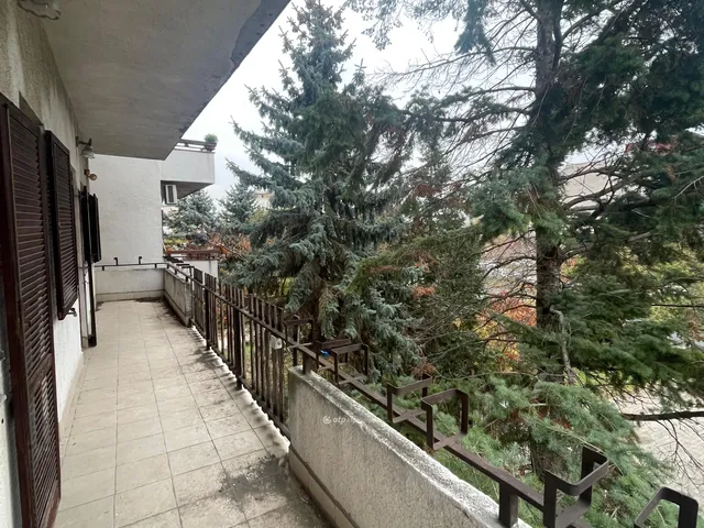 Eladó ház Budapest XI. kerület, Gazdagrét 600 nm