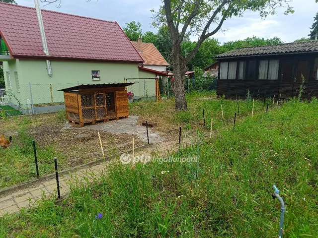 Eladó üdülő és hétvégi ház Szigethalom 20 nm