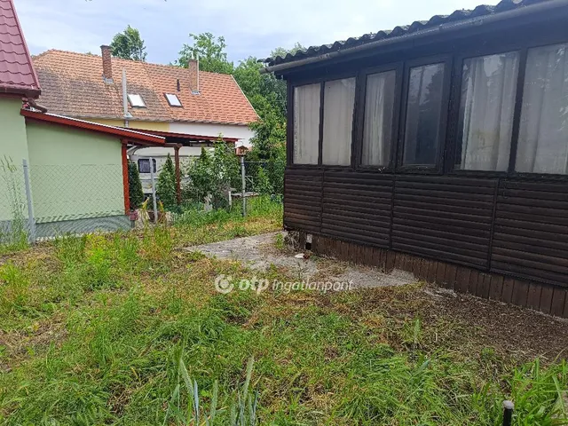 Eladó üdülő és hétvégi ház Szigethalom 20 nm