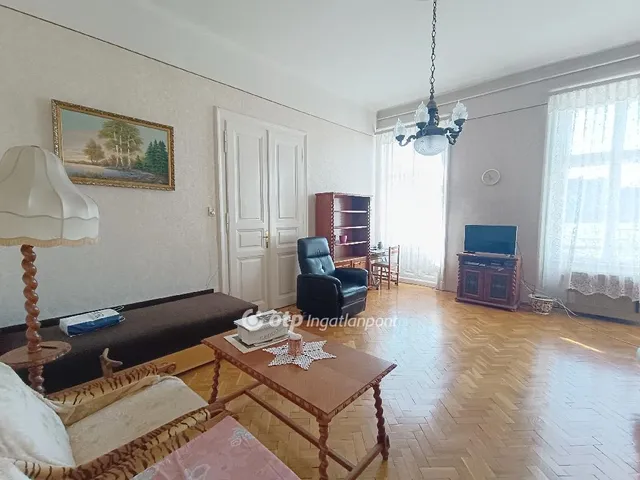 Eladó lakás Budapest VIII. kerület 90 nm
