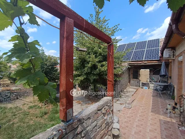 Eladó ház Kiskunlacháza, Pereg 90 nm