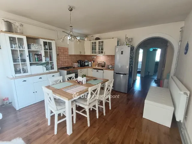 Eladó ház Budapest XV. kerület, Pestújhely 120 nm