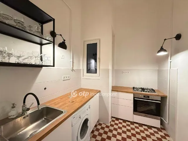 Eladó lakás Budapest VII. kerület 74 nm