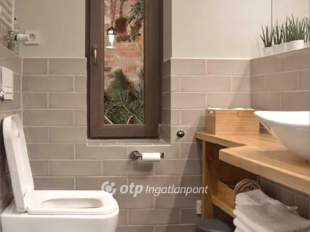 Eladó lakás Budapest VI. kerület 51 nm