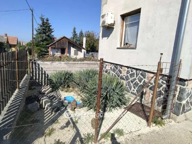 Eladó ház Tét 50 nm