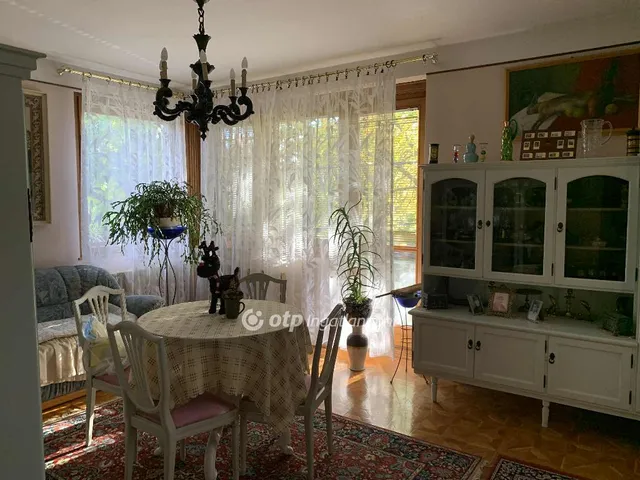 Eladó ház Budakeszi 160 nm