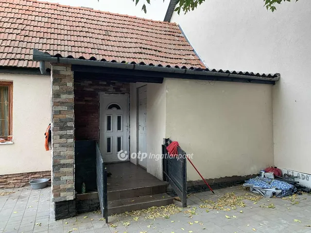 Eladó ház Hernád 150 nm