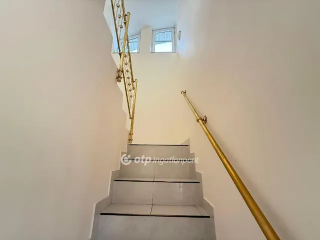 Eladó ház Budapest XVIII. kerület 276 nm