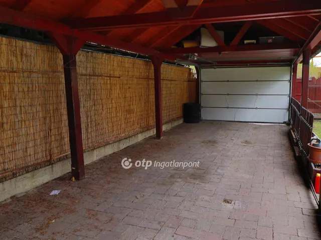 Eladó garázs Budapest II. kerület 21 nm