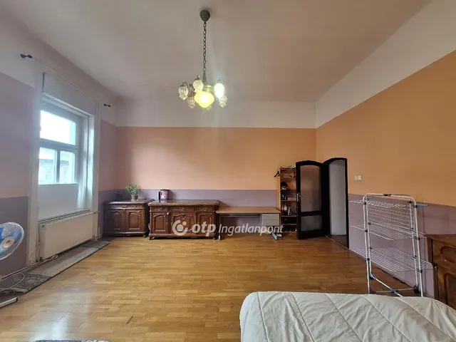 Eladó lakás Budapest VII. kerület 72 nm