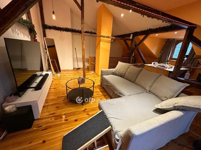 Eladó lakás Budapest X. kerület, Ligettelek 31 nm