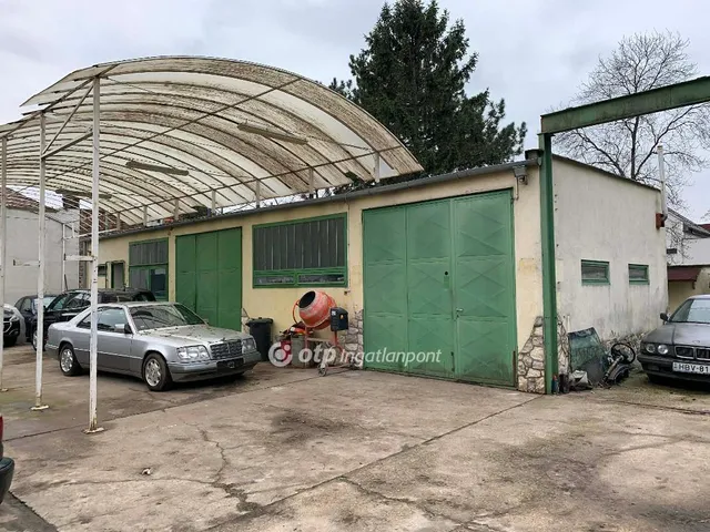 Eladó kereskedelmi és ipari ingatlan Budapest XVIII. kerület, Bókaytelep 110 nm