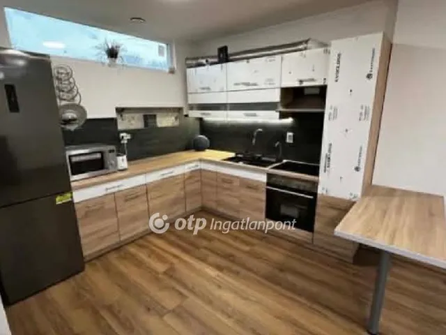 Eladó ház Taksony 94 nm