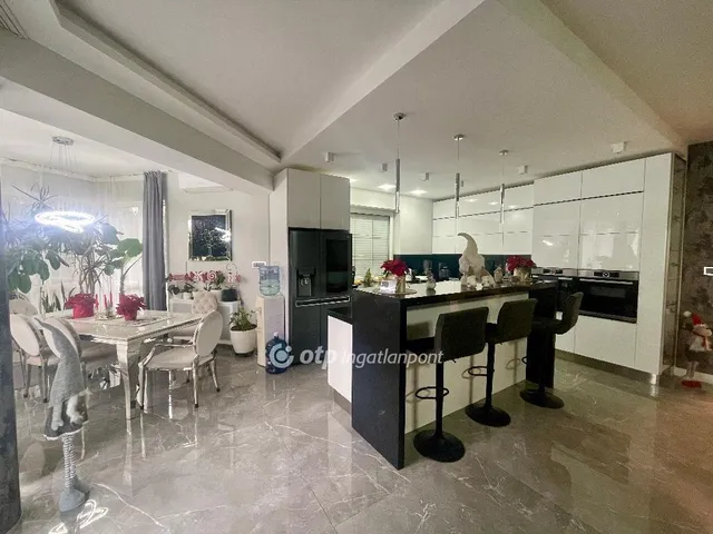 Eladó ház Biatorbágy 454 nm