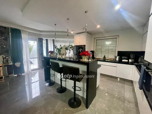 Eladó ház Biatorbágy 454 nm