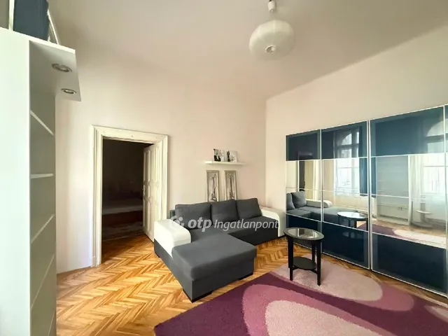 Eladó lakás Budapest VI. kerület 76 nm