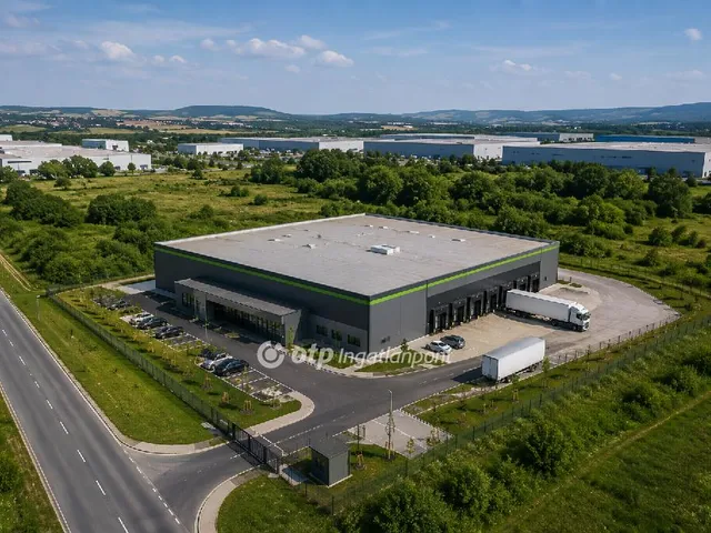 Eladó kereskedelmi és ipari ingatlan Veszprém 3500 nm