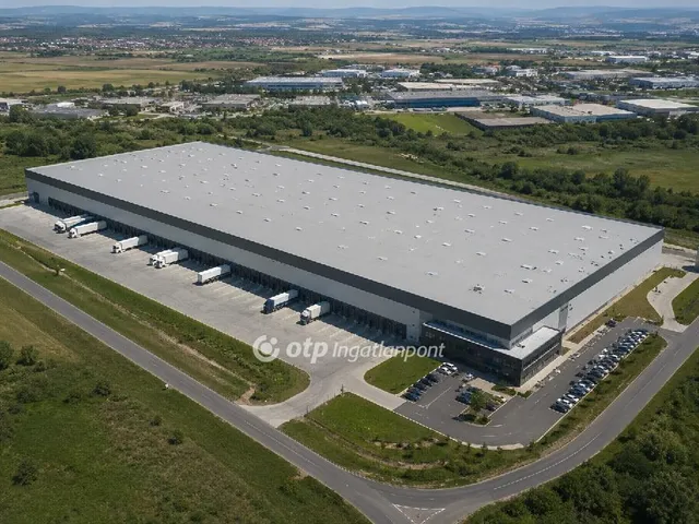 Eladó kereskedelmi és ipari ingatlan Veszprém 16000 nm