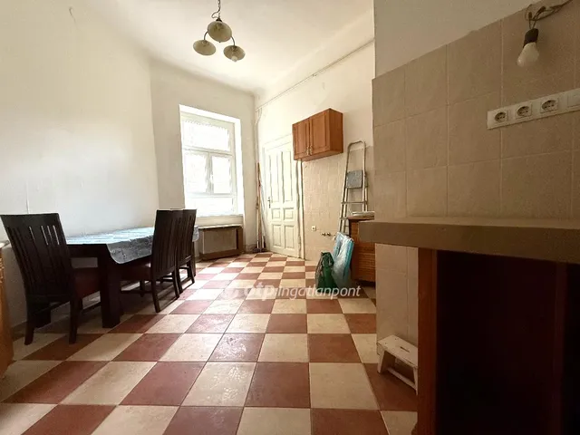 Eladó lakás Budapest IX. kerület 76 nm