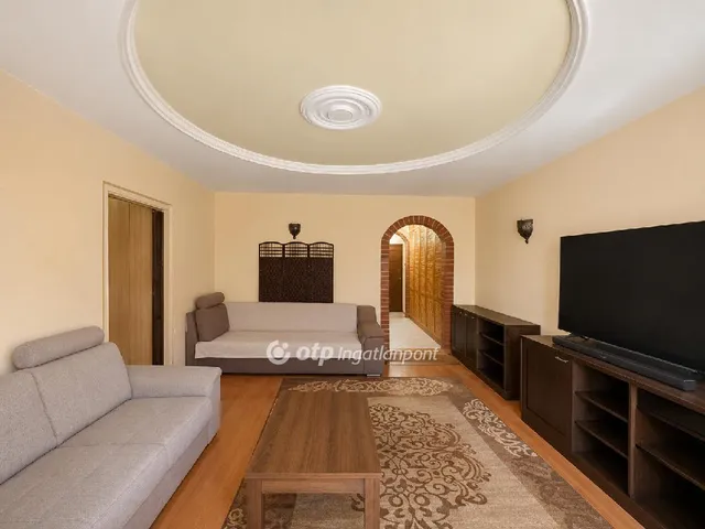 Eladó lakás Budapest X. kerület 68 nm